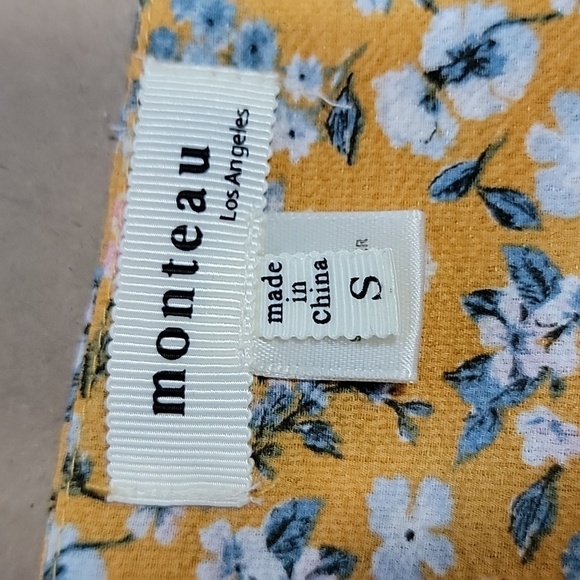 Monteau Size S Yellow Blue and White Floral Faux Wrap Peplum Sleeveless Blouse - Picture 11 of 12